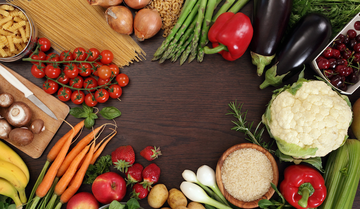 фото: измерение талии – риск ожирения