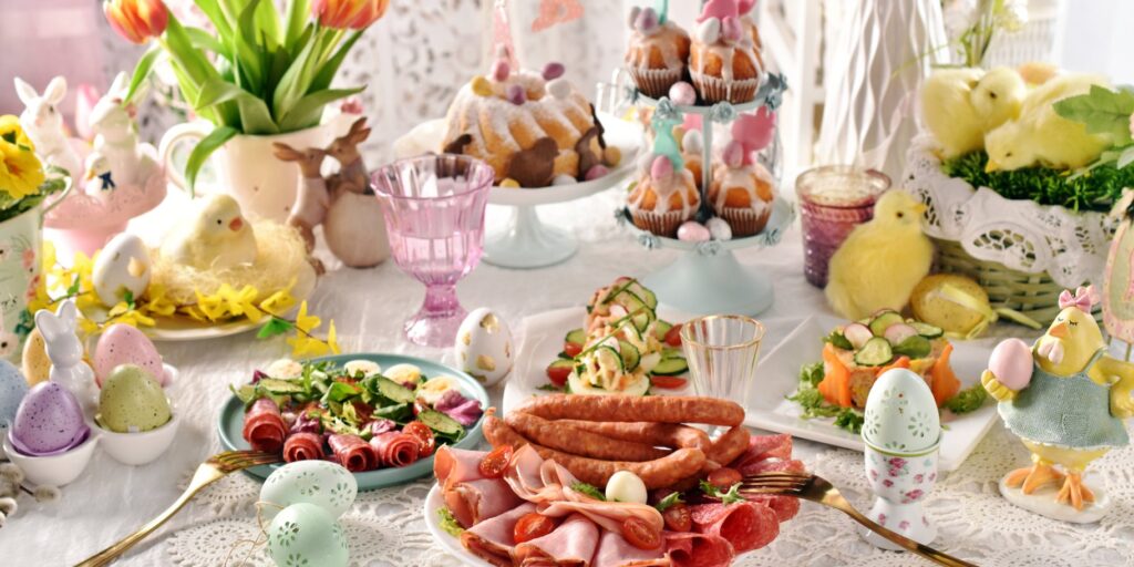фото: великодні страви на столі - поради гастроентерологів