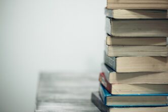 фото: книги – сучасна поезія