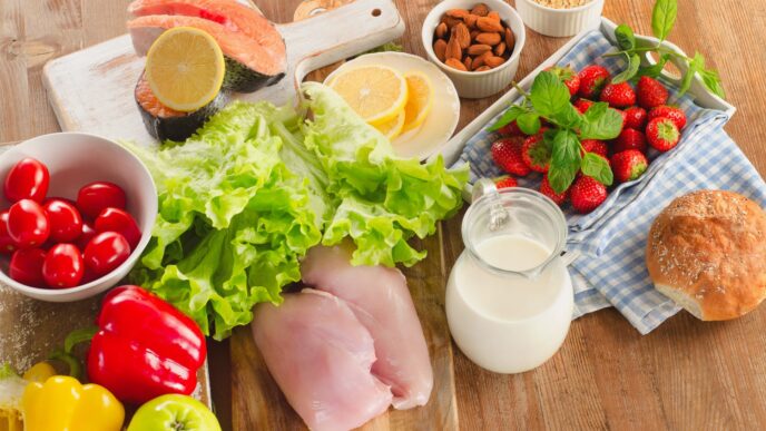 фото: продукти харчування на столі - інтервальне голодування