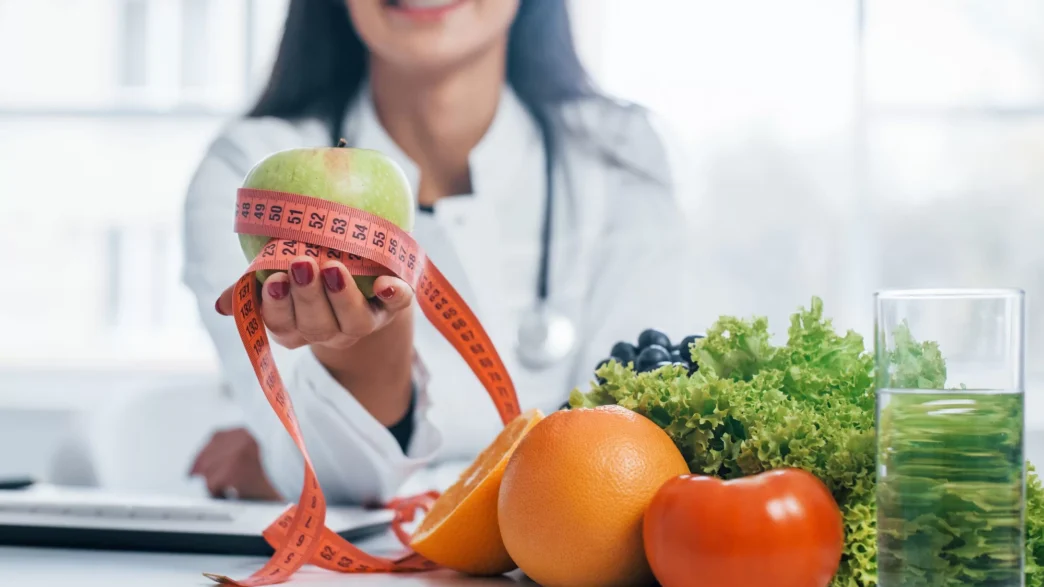 фото: дієтолог і правильно харчування – AI-дієтолог